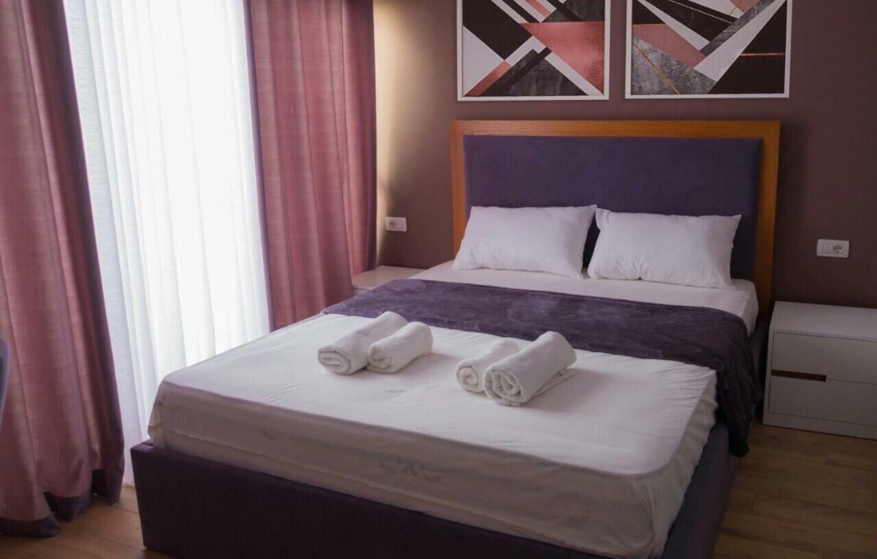 Modern Furnished Apartment With View Tirana Kültér fotó