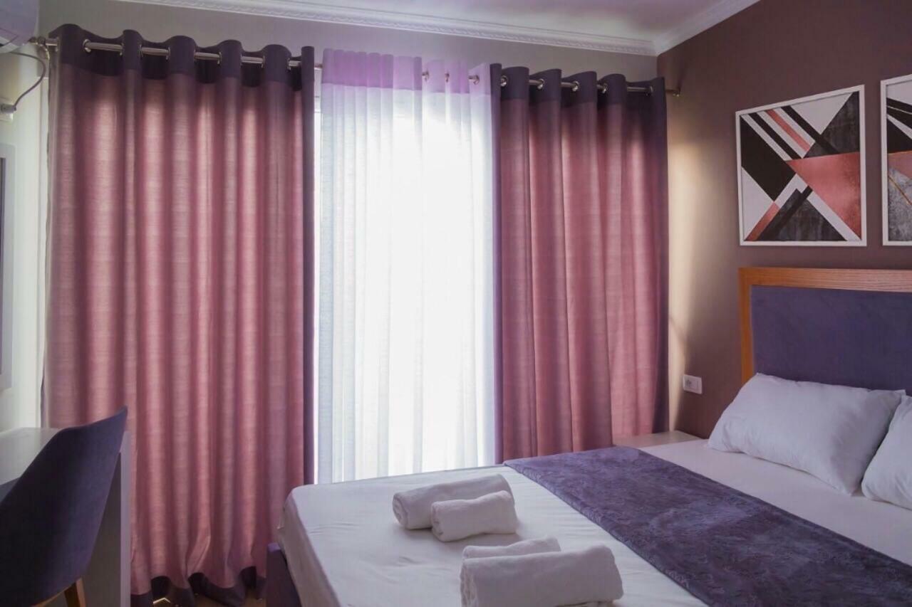 Modern Furnished Apartment With View Tirana Kültér fotó